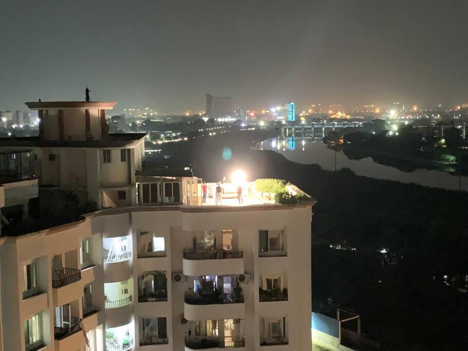 Kamil'S Studio Apartment Lucknow Dış mekan fotoğraf